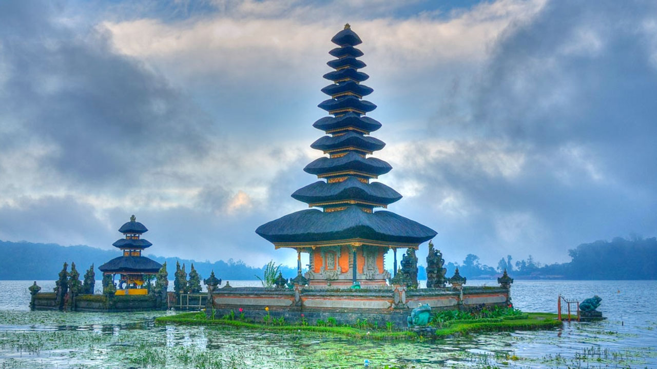 20 Reasons to Visit Indonesia at Least Once in Your Life